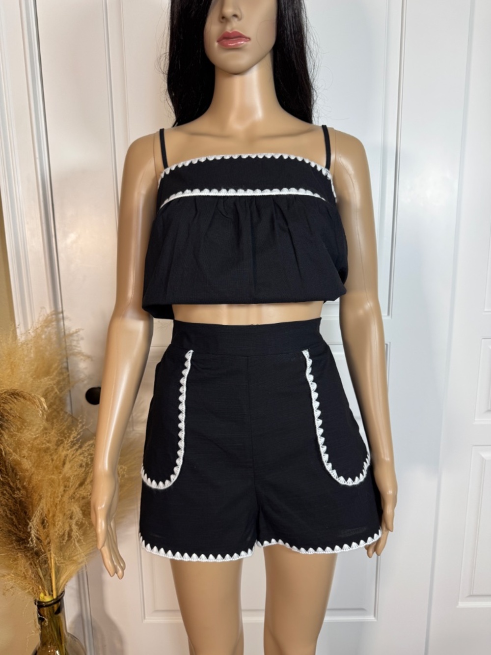 SLEEVELESS TANK TOP WITH ELASTIC WAIST SHORTS CO-ORD SET SIZE MEDIUM - NWOT - Picture 8 of 17